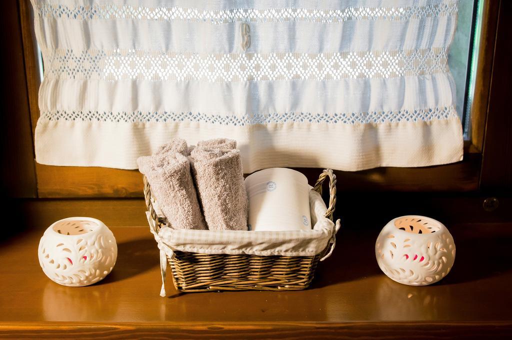 Camera Matrimoniale/Doppia con Letti Singoli con Bagno Privato Esterno